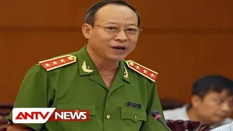 Vì sao quạt điện rất nhanh bám bụi?